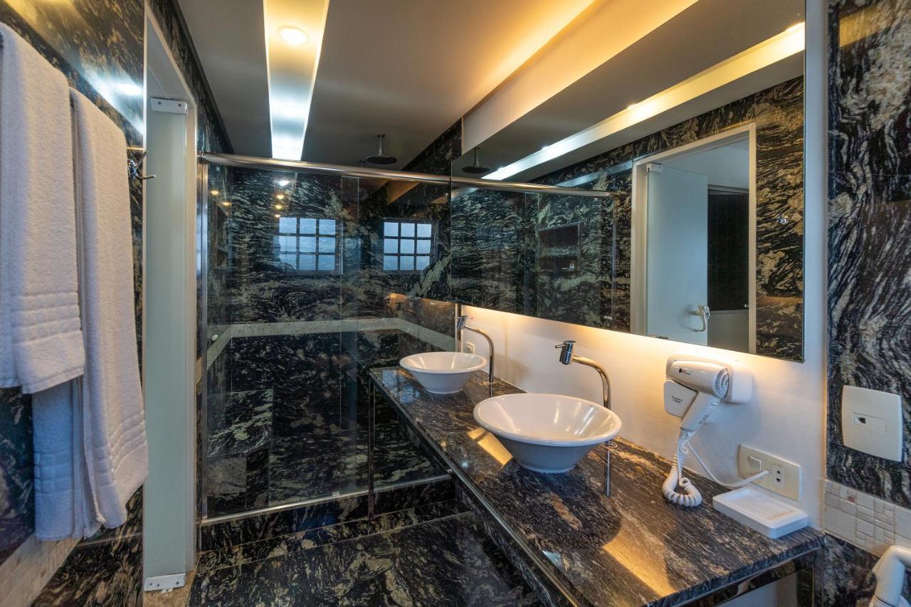 Hotel Eny Boutique & 4*